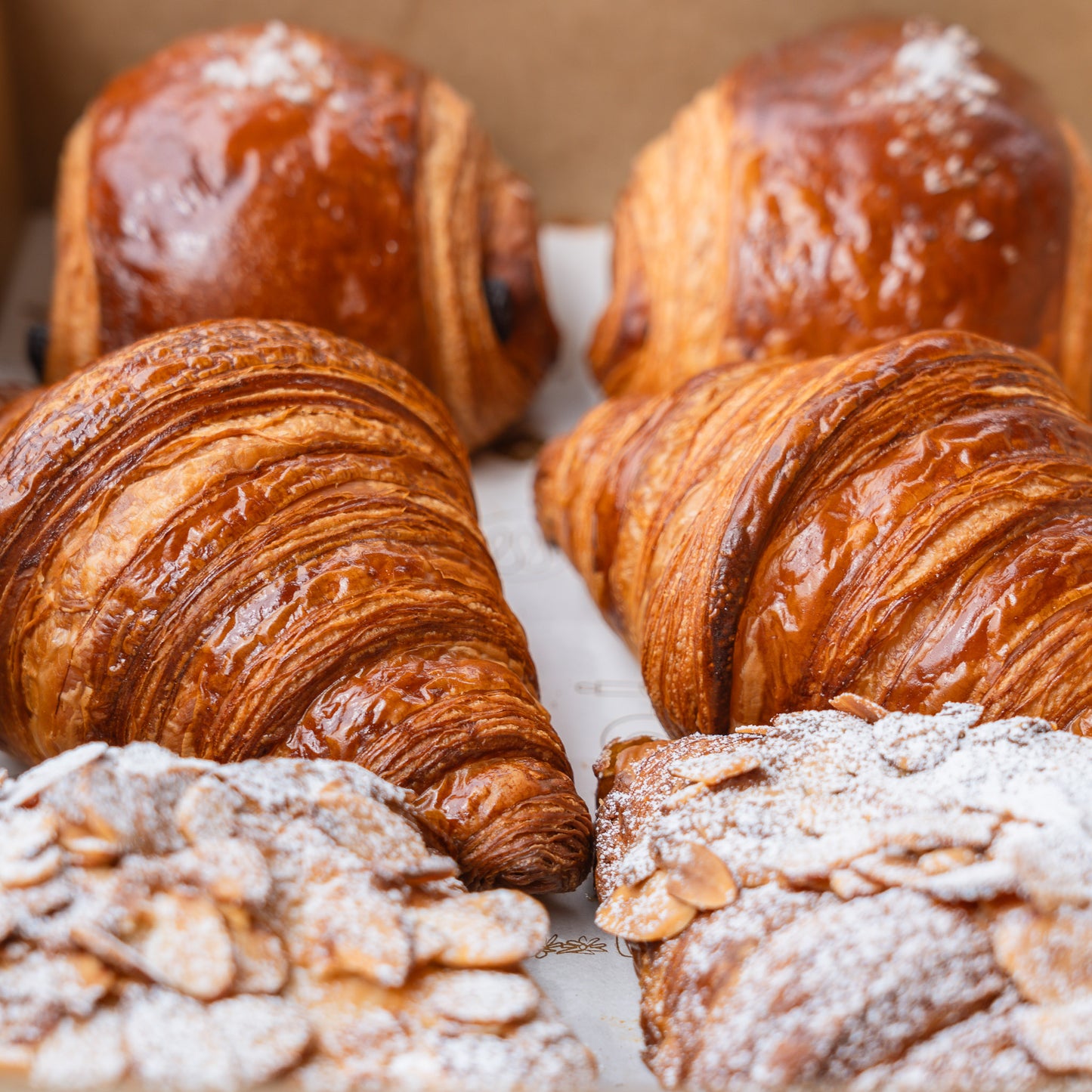 Mixed Pastries Box (Christmas Day)