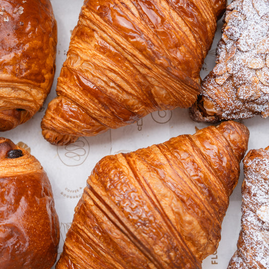 Mixed Pastries Box (Christmas Day)